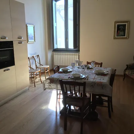 Apartman Palazzo Vallati Foligno